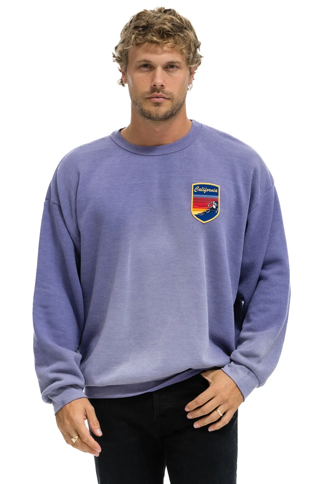 CALIFORNIA SKIER PATCH RELAXED CREW SWEATSHIRT - FADED GRAPE