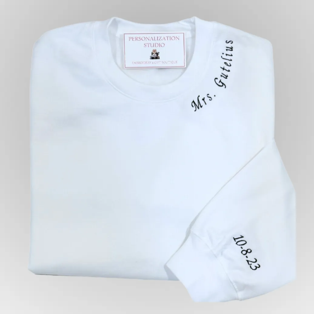 EMBROIDERED SWEATSHIRTS