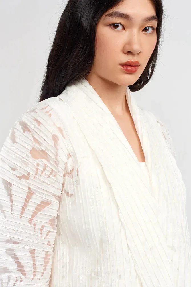 Nu Solid Jacquard Pleated Kimono Off White