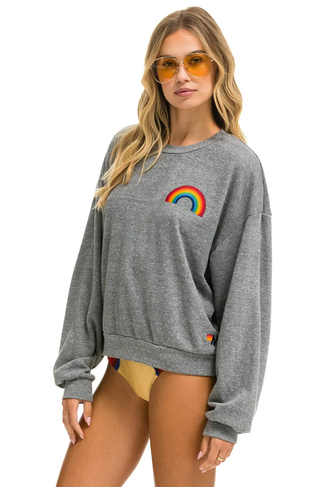 RAINBOW EMBROIDERY RELAXED CREW SWEATSHIRT - HEATHER