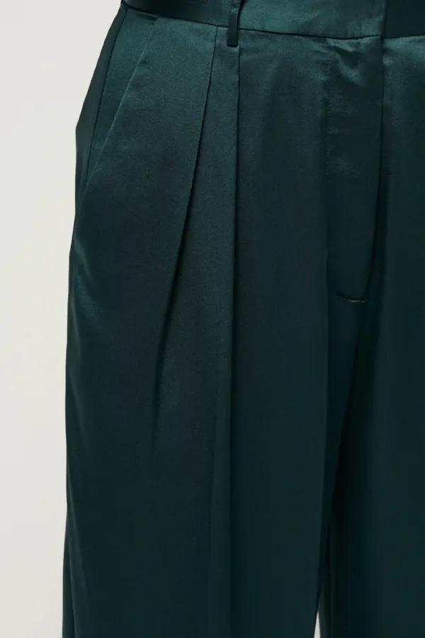 Relaxed Silk Boy Pant Green